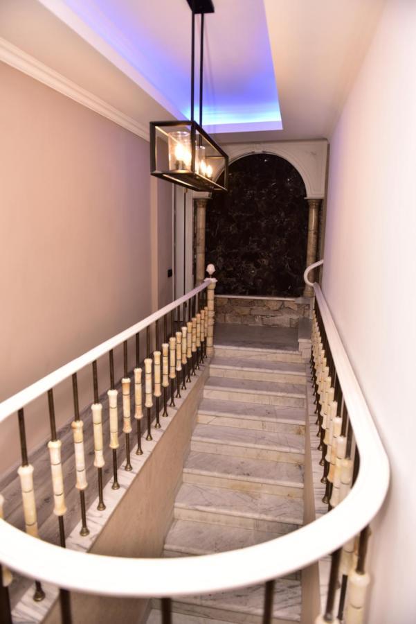La Casa Hotel Erevan Esterno foto