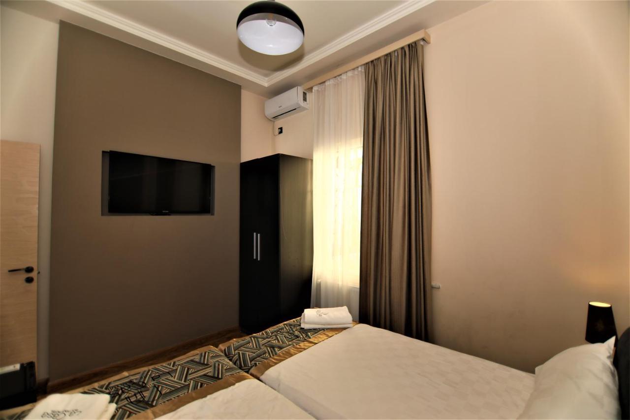 La Casa Hotel Erevan Esterno foto