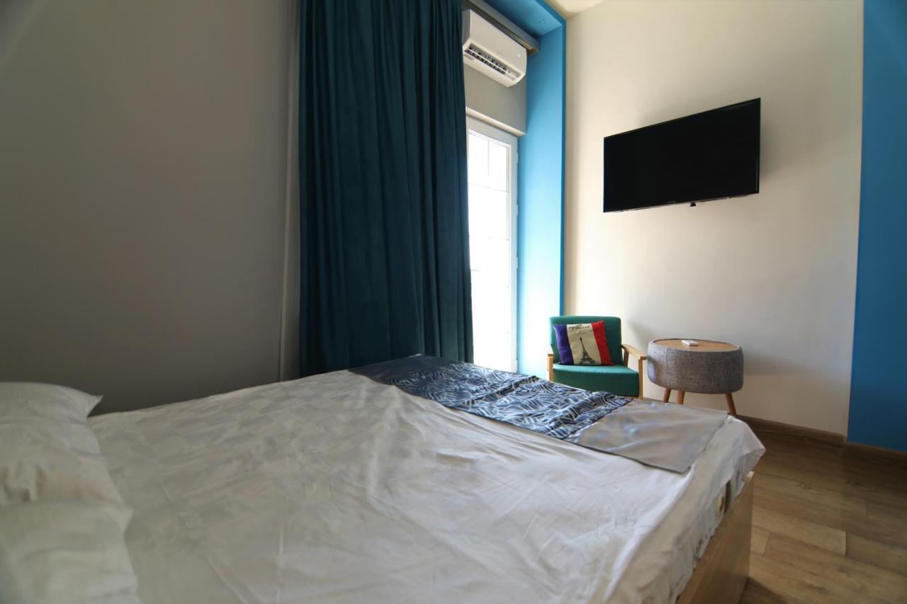 La Casa Hotel Erevan Esterno foto